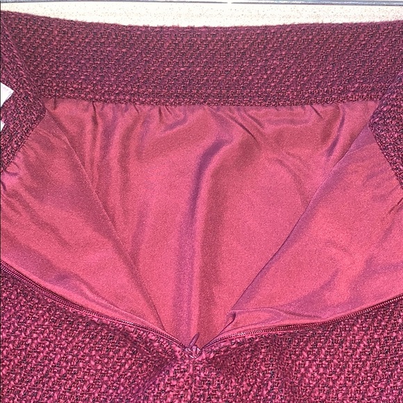 LOFT ANN TAYLOR Burgundy Skirt Size 10 - Picture 7 of 8